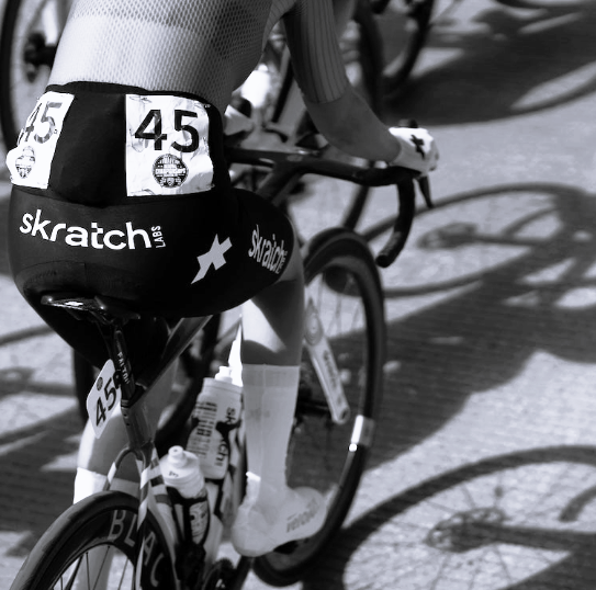 Close-up of a racer's Skratch Labs shorts and bottles during a race